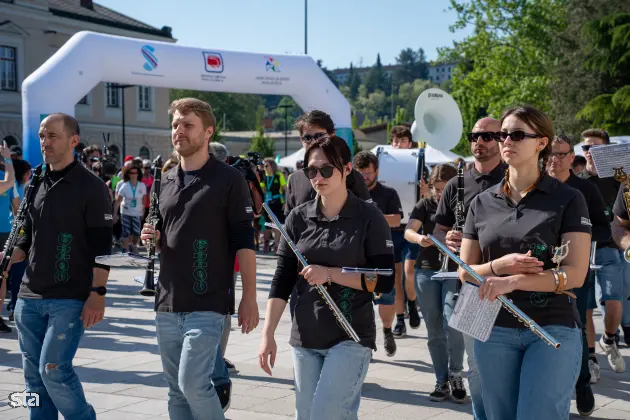 Nova Gorica, Trg Evrope. S tradicionalnim Pohodom prijateljstva in celodnevnim glasbenim dogajanjem ob Trgu Evrope se bo začel Pohod za Evropo. Foto: Jakob Pintar/STA